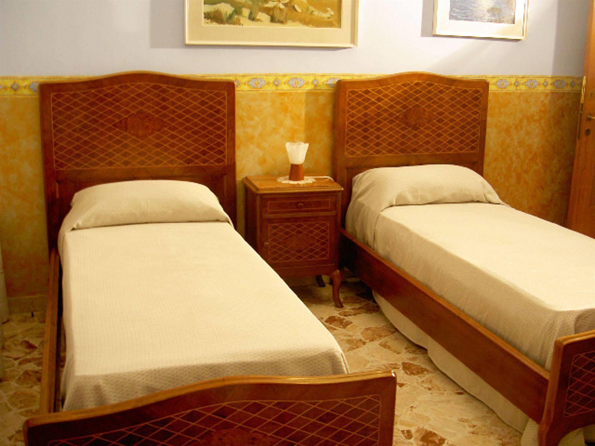 Casa Tina Maugeri Bed and Breakfast Κατάνια Εξωτερικό φωτογραφία