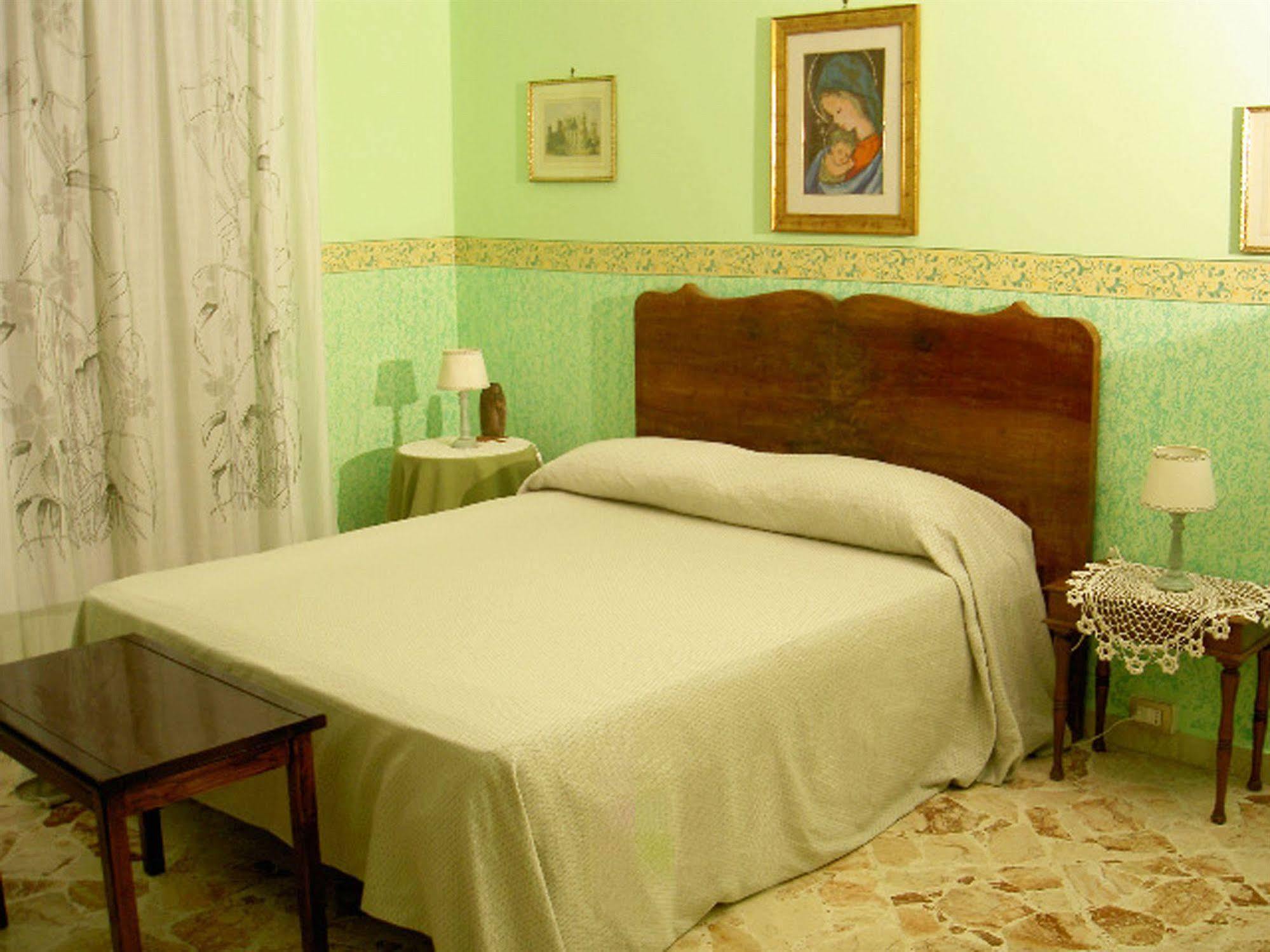 Casa Tina Maugeri Bed and Breakfast Κατάνια Εξωτερικό φωτογραφία