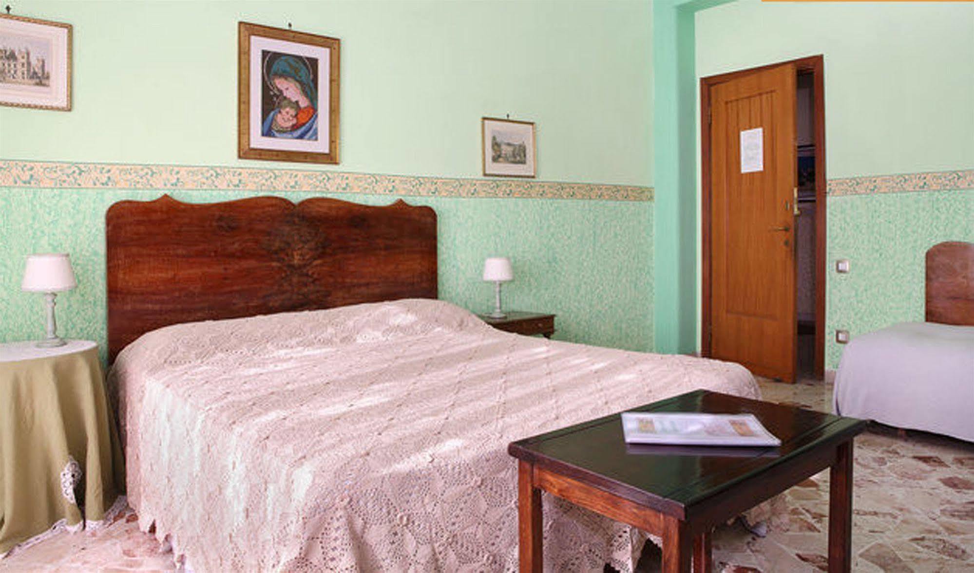 Casa Tina Maugeri Bed and Breakfast Κατάνια Εξωτερικό φωτογραφία