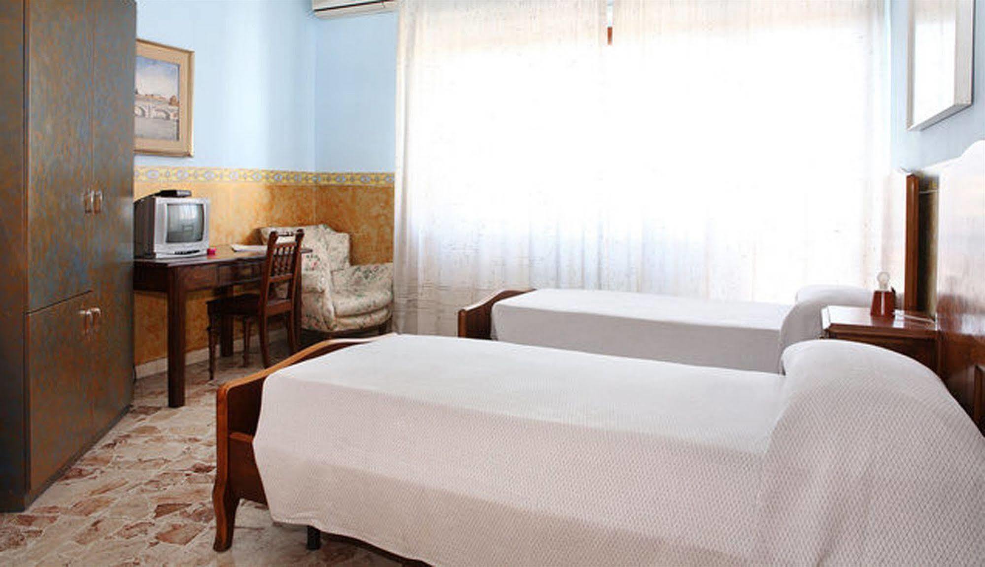 Casa Tina Maugeri Bed and Breakfast Κατάνια Εξωτερικό φωτογραφία